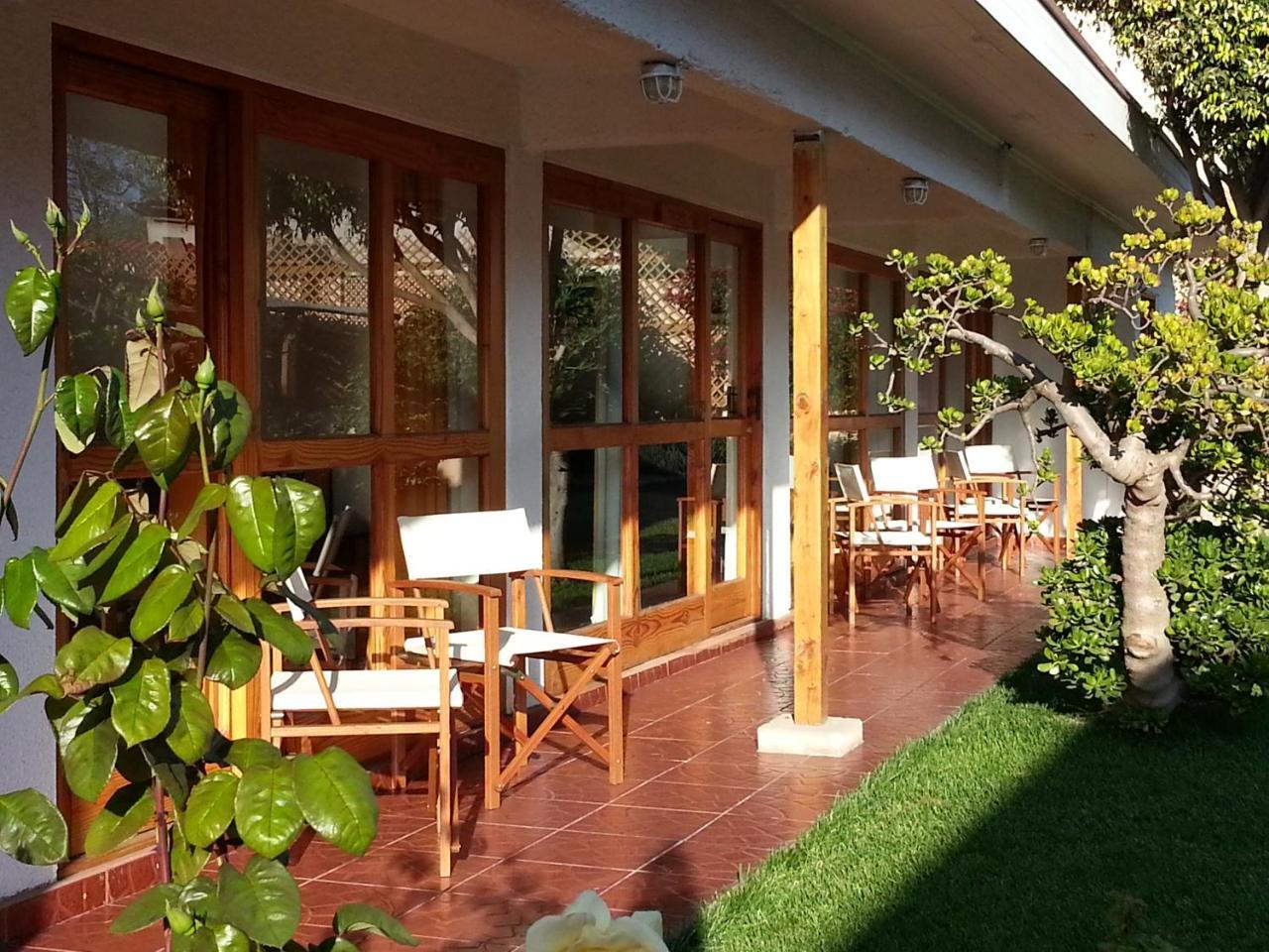 La Sombra Del Viento Bed & Breakfast La Serena Exterior photo